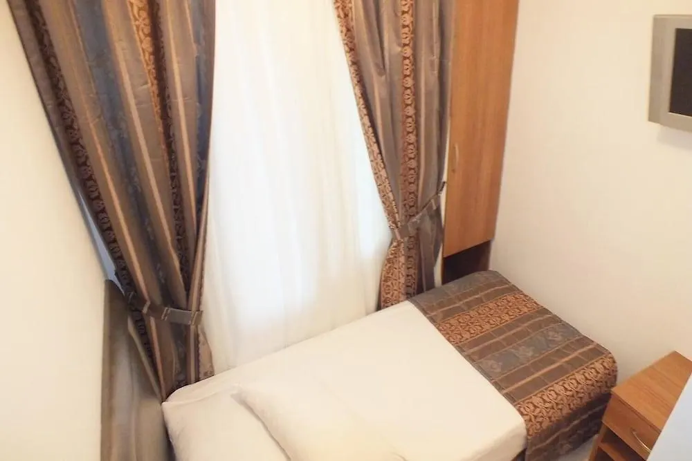 Ayyildizlar Hotel Istambul